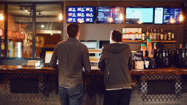 Restaurants and Fast Food with Digital Signage and Menu Board